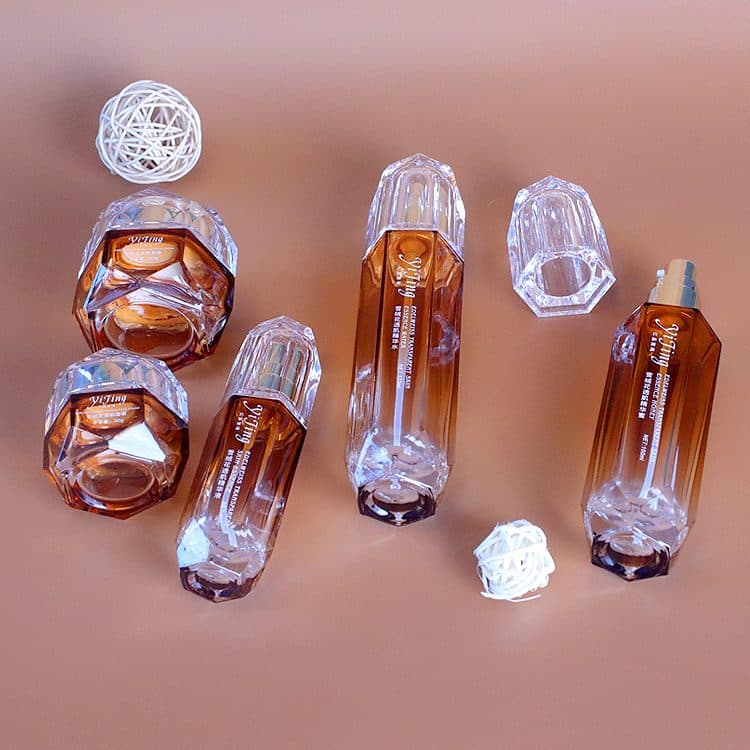 Y200 Series Skincare Sets thumbnail 3
