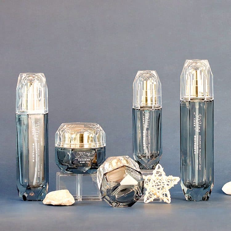Y200 Series Skincare Sets thumbnail 5